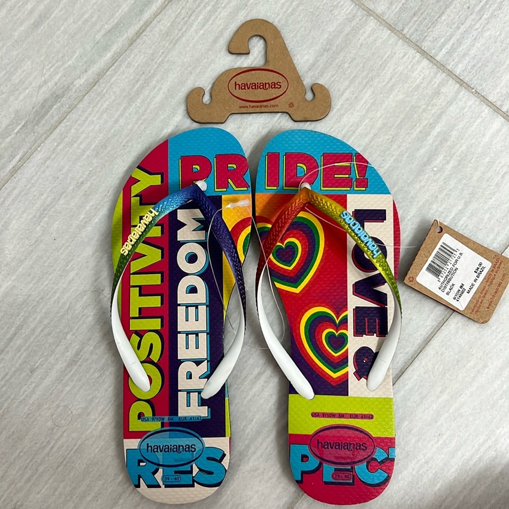 Havaianas - Pride Flip Flops - NWT - multi color size 9-10